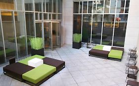 Aloft Harlem Hotel New York City Exterior photo