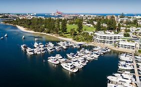 Pier 21 Riverside Apartment Hotel Fremantle Exterior photo