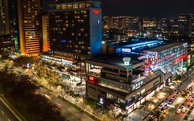 Courtyard By Marriott Santiago Las Condes Hotel Exterior photo