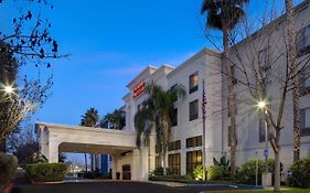 Hampton Inn & Suites Tulare Exterior photo