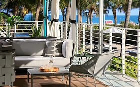 Kimpton Surfcomber Hotel, An Ihg Hotel Miami Beach Exterior photo