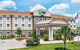 Holiday Inn Express & Suites Cotulla, An Ihg Hotel Exterior photo