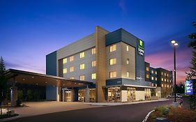 Holiday Inn Express & Suites - Portland Airport - Cascade Stn, An Ihg Hotel Exterior photo