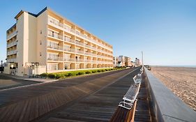 Howard Johnson By Wyndham Ocean City Oceanfront Exterior photo