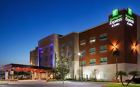 Holiday Inn Express & Suites Edinburg- Mcallen Area, An Ihg Hotel Exterior photo