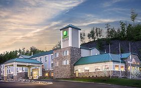 Holiday Inn Express Houghton-Keweenaw, An Ihg Hotel Exterior photo