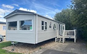 Butlins Skegness Caravan Hotel Ingoldmells Exterior photo