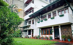 Sharon Inn Kandy Exterior photo