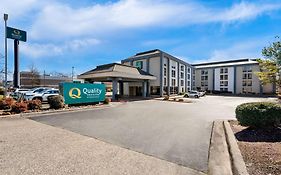 Quality Inn & Suites North Little Rock Exterior photo