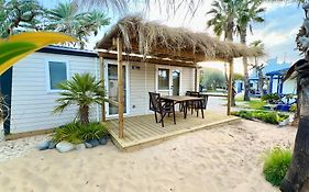 Camping & Bungalows Estanyet Les Cases d'Alcanar Exterior photo