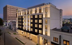 106 Jefferson Huntsville, Curio Collection By Hilton Exterior photo