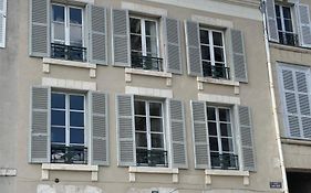 Au 16 Place Saint Louis Bed & Breakfast Blois Exterior photo