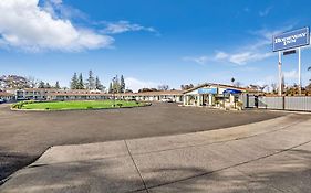 Rodeway Inn Stockton Highway 99 Exterior photo