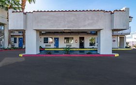 Rodeway Inn & Suites Thousand Palms - Rancho Mirage Exterior photo