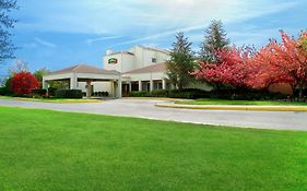 Courtyard By Marriott Mt. Laurel Hotel Mount Laurel Exterior photo