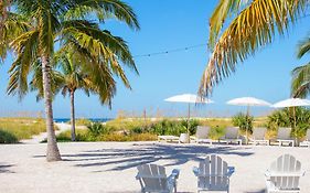 The Molloy - Treasure Island Suites & Cottages St. Pete Beach Exterior photo