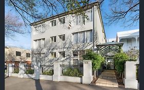 Knightsbridge Apartments Melbourne Exterior photo