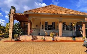 Airport Link Guest House Entebbe Exterior photo