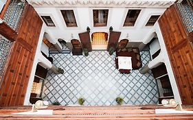 Riad Dar Laura Hotel Fez Exterior photo