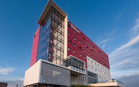 Ramada Encore By Wyndham Queretaro Exterior photo