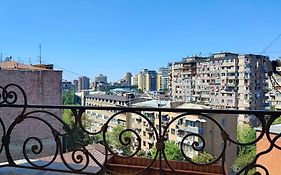 Luxury Apartment In The City Heart Yerevan Exterior photo