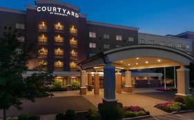 Courtyard By Marriott Buffalo Airport Hotel Cheektowaga Exterior photo