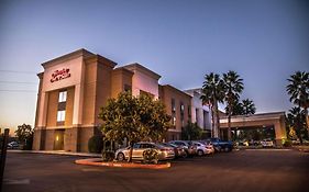 Hampton Inn & Suites Lathrop Exterior photo