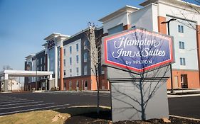 Hampton Inn & Suites Warrington Horsham Exterior photo