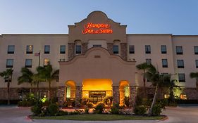 Hampton Inn & Suites Mission Exterior photo