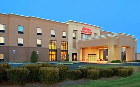 Hampton Inn & Suites Hartford-Manchester Exterior photo