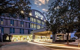 Hilton Austin Airport Hotel Exterior photo