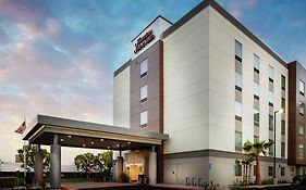 Hampton Inn & Suites Irvine/Orange County Airport Exterior photo