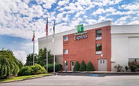 Holiday Inn Express Greencastle, An Ihg Hotel Exterior photo