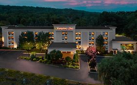 Hampton Inn Danbury Exterior photo