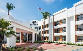 Doubletree By Hilton Pomona Hotel Exterior photo