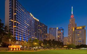 The Statler Dallas, Curio Collection By Hilton Hotel Exterior photo