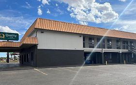 Quality Inn & Suites Near White Sands National Park Alamogordo Exterior photo