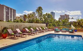 Doubletree By Hilton Alana - Waikiki Beach Hotel Honolulu Exterior photo