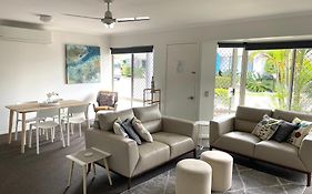 2 Bedroom Villa In Tropical Resort Noosaville Exterior photo