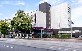 Premier Inn Hamburg City Alster Exterior photo