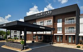 Courtyard By Marriott Charlotte Matthews Hotel Exterior photo