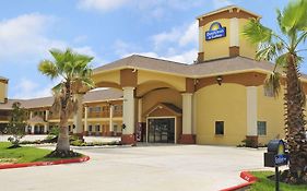 Days Inn By Wyndham Humble/Houston Intercontinental Airport Exterior photo