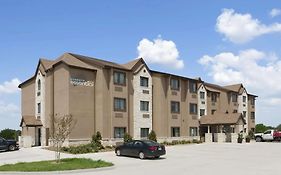 Sonesta Essential Gonzales Tx Hotel Exterior photo