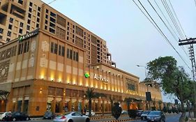 Gold Crest Sunset Luxury Apartment Lahore Exterior photo