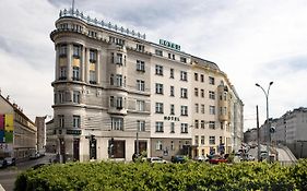 Hotel Goldene Spinne Vienna Exterior photo