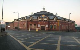 The Birmingham Hotel Exterior photo