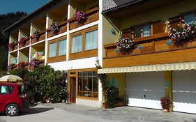 Pension Zum Muhlrad Millstatt Exterior photo