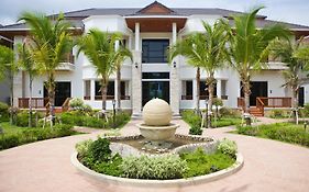 Rawai Grand House -Sha Plus Hotel Exterior photo