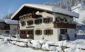 Pension Hartenfels Lech am Arlberg Exterior photo