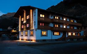 Pension Kilian Lech am Arlberg Exterior photo